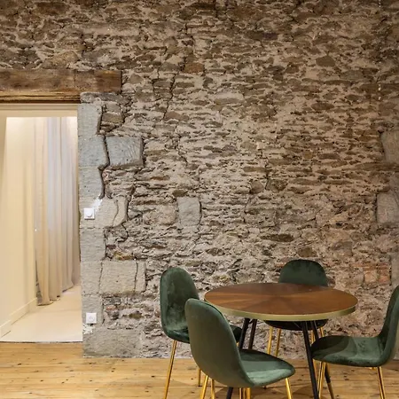 La Baronne- Chaleureux T2 Apartamento *