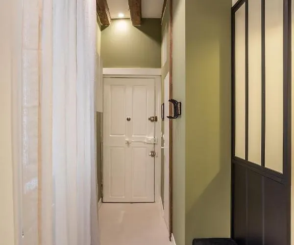 La Baronne- Chaleureux T2 Apartmán